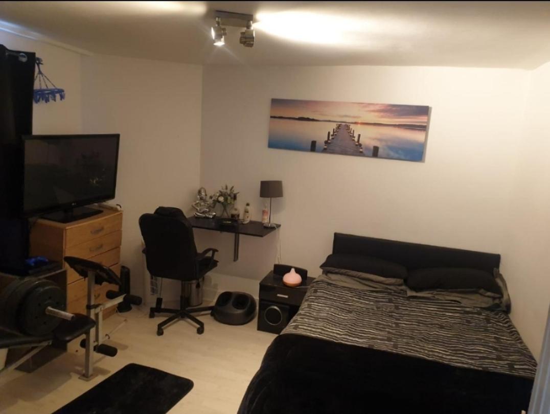 Lovely 1 Bedroom Apartment 5 Mins From Shorditch ลอนดอน ภายนอก รูปภาพ